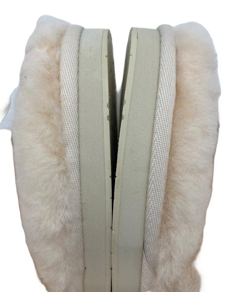 UGG（アグ）UGG (アグ) Fluff Flip Flop III ベージュ サイズ:SIZE 22cm 未使用品の古着・服飾アイテム