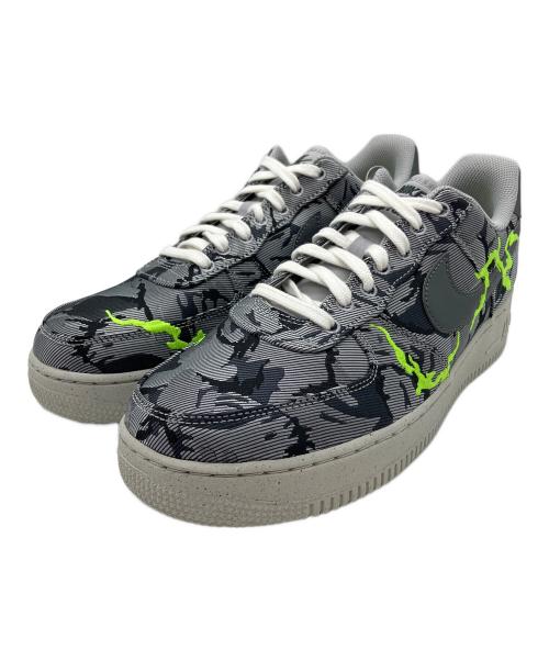 NIKE（ナイキ）NIKE (ナイキ) AIR FORCE 1 '07 LX グレー×蛍光グリーン サイズ:SIZE 28cm 未使用品の古着・服飾アイテム