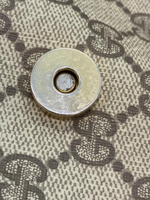 GUCCI（グッチ）GUCCI (グッチ) GGスプリーム クラッチバッグ ベージュ×ブラウンの古着・服飾アイテム