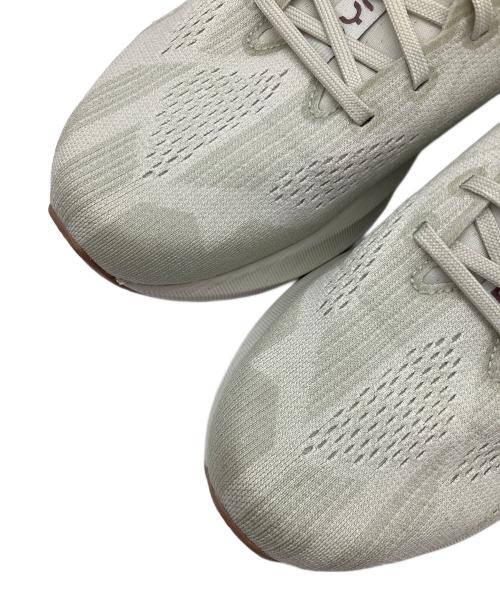 asics（アシックス）asics (アシックス)  ダイナブラスト 5  ベージュ サイズ:SIZE 27.5cmの古着・服飾アイテム
