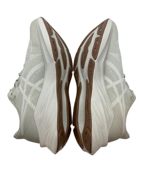 asics（アシックス）asics (アシックス)  ダイナブラスト 5  ベージュ サイズ:SIZE 27.5cmの古着・服飾アイテム
