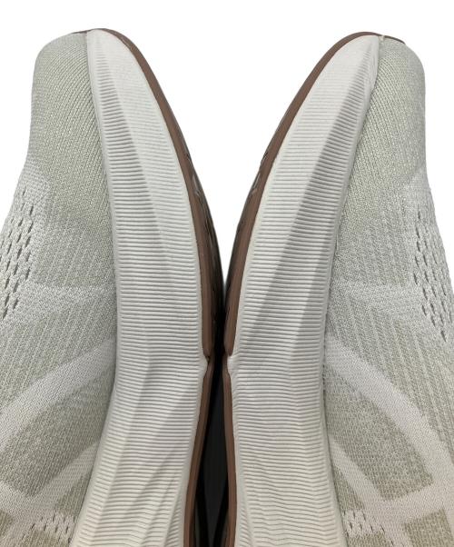 asics（アシックス）asics (アシックス)  ダイナブラスト 5  ベージュ サイズ:SIZE 27.5cmの古着・服飾アイテム