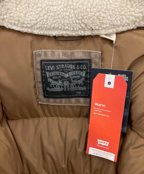 LEVI'S（リーバイス）LEVI'S (リーバイス) ダウンジャケット ブラウン サイズ:SIZE L 未使用品の古着・服飾アイテム