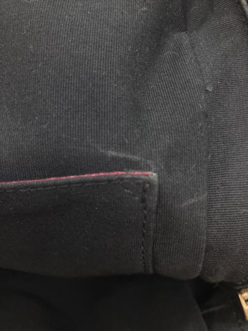 PAUL SMITH（ポールスミス）PAUL SMITH (ポールスミス) シグネチャージップストライプ ボディバッグ ブラックの古着・服飾アイテム