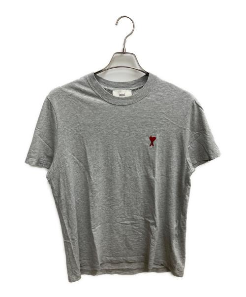 AMI Alexandre Mattiussi（アミアレクサンドルマテュッシ）AMI Alexandre Mattiussi (アミアレクサンドルマテュッシ) Ami de Coeur Tシャツ グレー×レッド サイズ:SIZE Mの古着・服飾アイテム