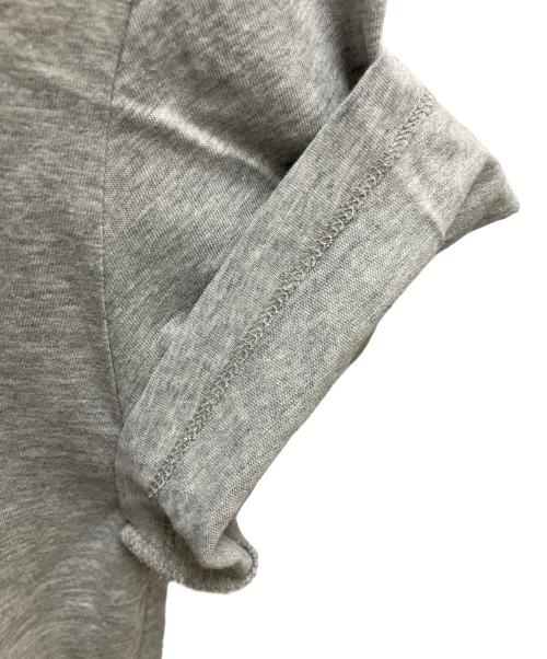 AMI Alexandre Mattiussi（アミアレクサンドルマテュッシ）AMI Alexandre Mattiussi (アミアレクサンドルマテュッシ) Ami de Coeur Tシャツ グレー×レッド サイズ:SIZE Mの古着・服飾アイテム