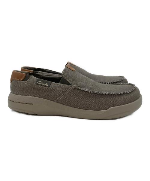 CLARKS（クラークス）CLARKS (クラークス) スリッポン グレー サイズ:SIZE 26.5cmの古着・服飾アイテム