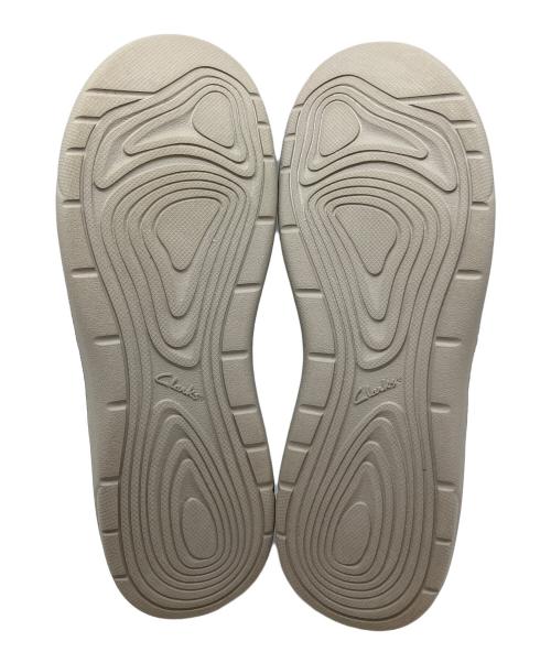 CLARKS（クラークス）CLARKS (クラークス) スリッポン グレー サイズ:SIZE 26.5cmの古着・服飾アイテム