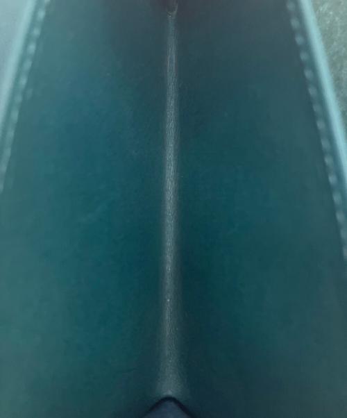 Lemma（レンマ）Lemma (レンマ) ラウンドファスナー長財布 グリーンの古着・服飾アイテム