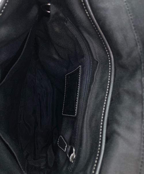 COACH（コーチ）COACH (コーチ) シグネチャー　ショルダーバッグ ブラックの古着・服飾アイテム