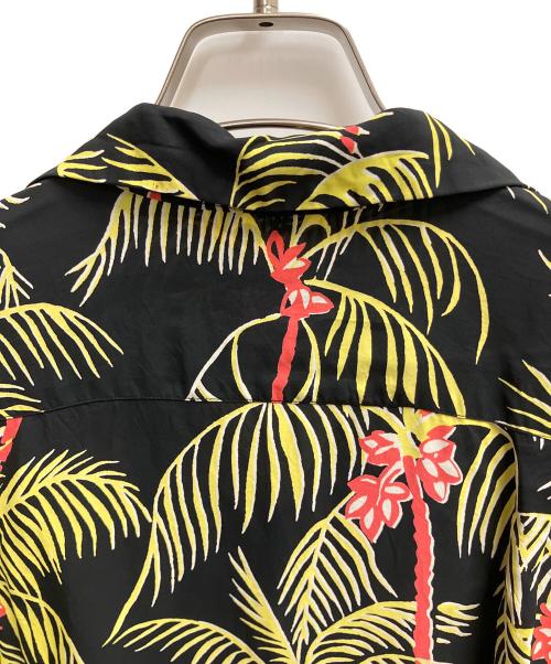 Sun Surf（サンサーフ）Sun Surf (サンサーフ) 半袖シャツ ブラック×マルチカラー サイズ:SIZE Mの古着・服飾アイテム