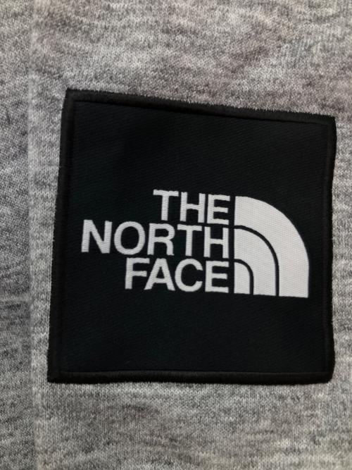 THE NORTH FACE（ザ ノース フェイス）THE NORTH FACE (ザ ノース フェイス) バックスクエアロゴフーディー パーカー グレー サイズ:SIZE M 未使用品の古着・服飾アイテム