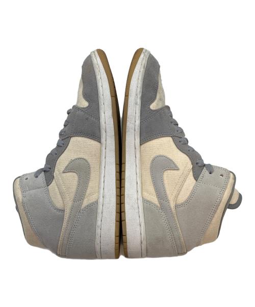 NIKE（ナイキ）NIKE (ナイキ) Air Jordan 1 Mid SE グレー×ベージュ サイズ:SIZE 26.5cmの古着・服飾アイテム
