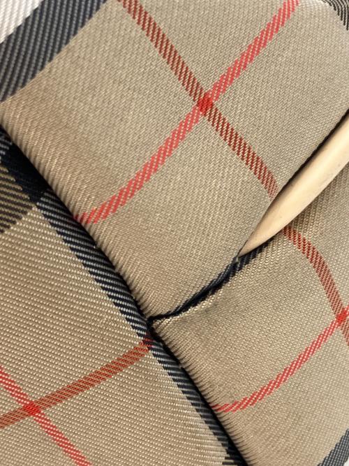 BURBERRY LONDON（バーバリーロンドン）BURBERRY LONDON (バーバリーロンドン) ハンドバッグ ベージュの古着・服飾アイテム