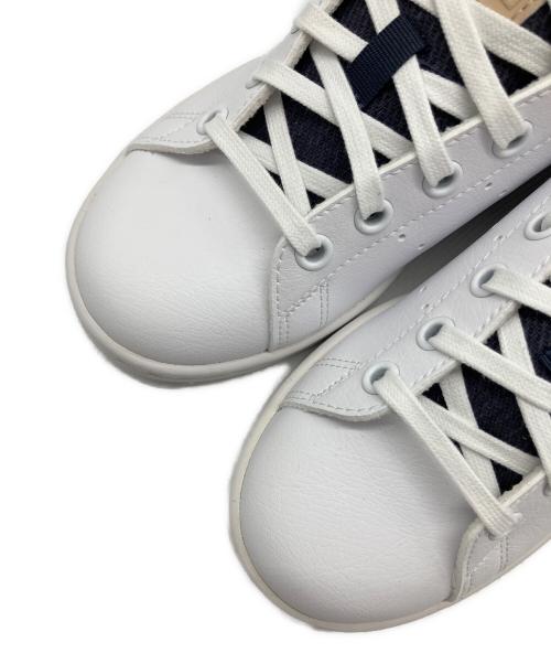 adidas（アディダス）adidas (アディダス) STANSMITH（スタンスミス） ホワイト×ネイビー×ベージュ サイズ:SIZE 22cmの古着・服飾アイテム