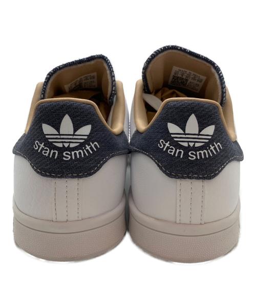 adidas（アディダス）adidas (アディダス) STANSMITH（スタンスミス） ホワイト×ネイビー×ベージュ サイズ:SIZE 22cmの古着・服飾アイテム