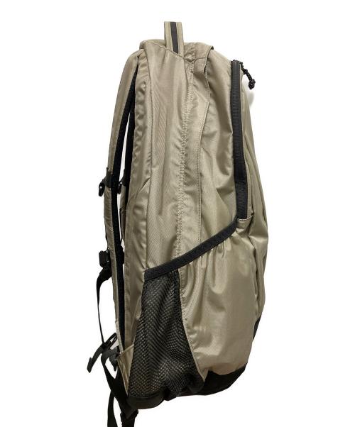 Columbia（コロンビア）Columbia (コロンビア) パナシーア30L バックパック ベージュの古着・服飾アイテム