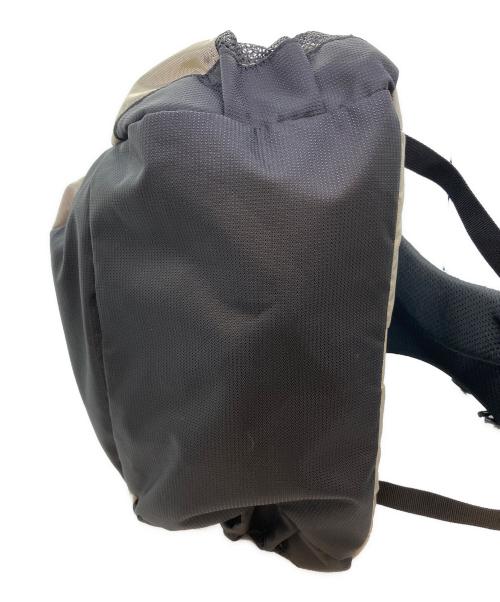 Columbia（コロンビア）Columbia (コロンビア) パナシーア30L バックパック ベージュの古着・服飾アイテム