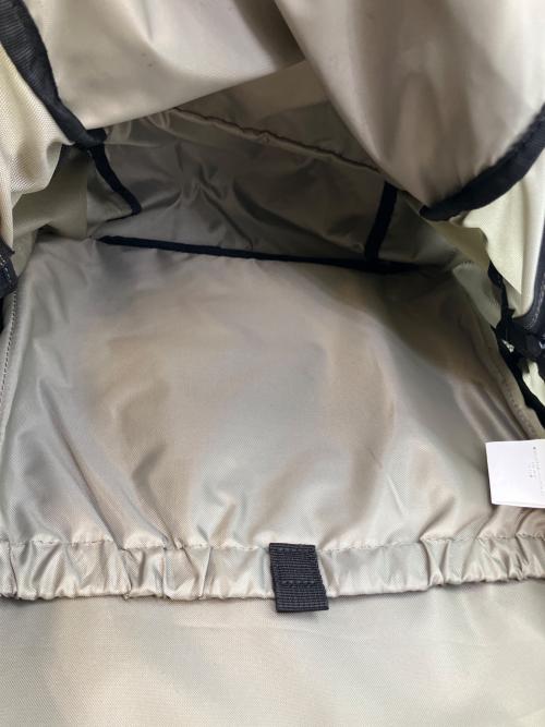 Columbia（コロンビア）Columbia (コロンビア) パナシーア30L バックパック ベージュの古着・服飾アイテム