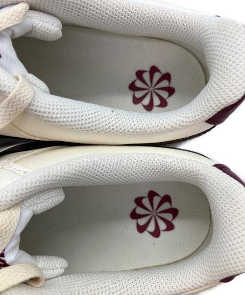 NIKE（ナイキ）NIKE (ナイキ) Court Vision Low Next Nature アイボリー×ワインレッド サイズ:SIZE 28cm 未使用品の古着・服飾アイテム