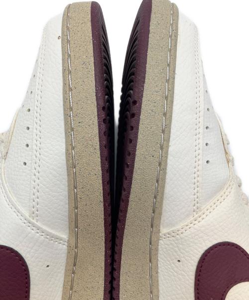 NIKE（ナイキ）NIKE (ナイキ) Court Vision Low Next Nature アイボリー×ワインレッド サイズ:SIZE 28cm 未使用品の古着・服飾アイテム