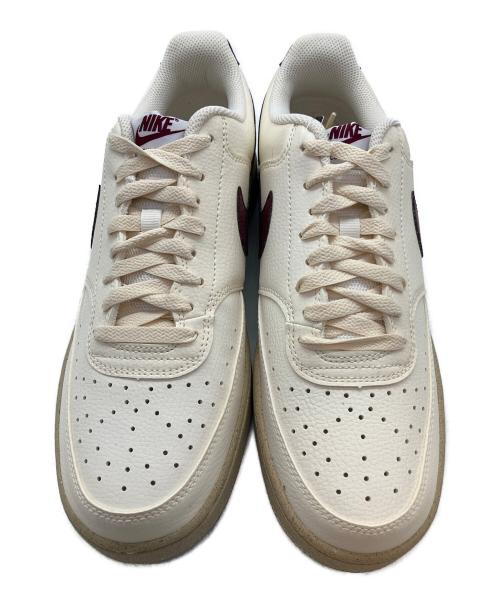 NIKE（ナイキ）NIKE (ナイキ) Court Vision Low Next Nature アイボリー×ワインレッド サイズ:SIZE 28cm 未使用品の古着・服飾アイテム
