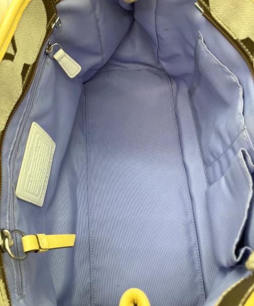 COACH（コーチ）COACH (コーチ) シグネチャー　トートバッグ ベージュ×ホワイトの古着・服飾アイテム