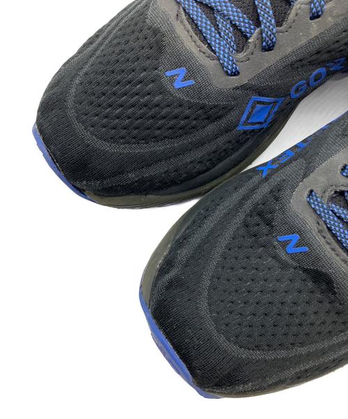 NEW BALANCE（ニューバランス）NEW BALANCE (ニューバランス) Fresh Foam X 880 v13 Gore-Tex ブラック×ブルー サイズ:SIZE 27.5cmの古着・服飾アイテム