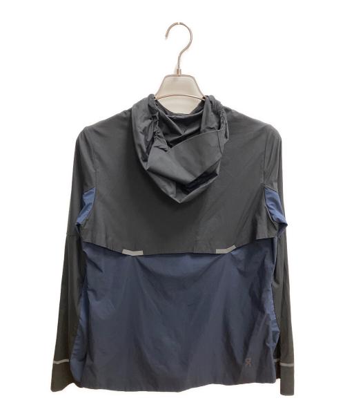 on（オン）on (オン) トレーニングウェア ナイロンジャケット ブラック×ネイビー サイズ:SIZE Mの古着・服飾アイテム