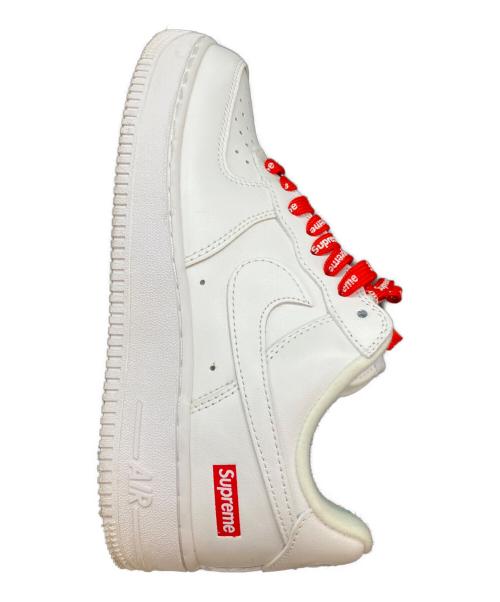 NIKE（ナイキ）NIKE (ナイキ) SUPREME (シュプリーム) AIR FORCE1 LOW ローカットスニーカー ホワイト サイズ:SIZE 25.5cmの古着・服飾アイテム
