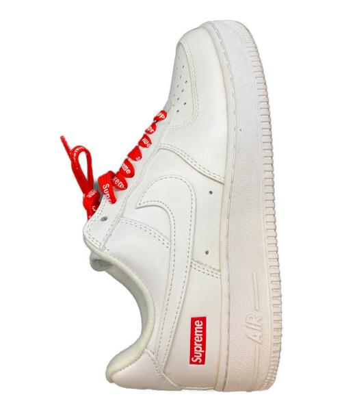 NIKE（ナイキ）NIKE (ナイキ) SUPREME (シュプリーム) AIR FORCE1 LOW ローカットスニーカー ホワイト サイズ:SIZE 25.5cmの古着・服飾アイテム