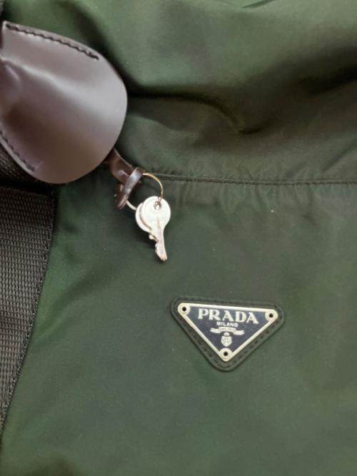 PRADA（プラダ）PRADA (プラダ) 2WAYボストンバッグ グリーン×ブラウンの古着・服飾アイテム