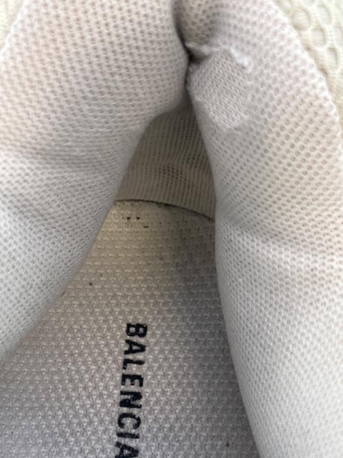 BALENCIAGA（バレンシアガ）BALENCIAGA (バレンシアガ) TRIPLE S ローカットスニーカー ホワイト サイズ:SIZE 26.5cmの古着・服飾アイテム