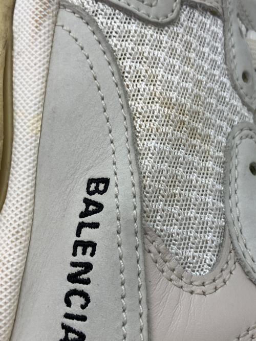 BALENCIAGA（バレンシアガ）BALENCIAGA (バレンシアガ) TRIPLE S ローカットスニーカー ホワイト サイズ:SIZE 26.5cmの古着・服飾アイテム
