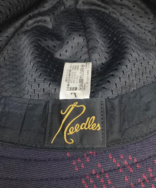 Needles（ニードルズ）Needles (ニードルズ) BERMUDA HAT ワインレッド×ネイビー サイズ:SIZE Lの古着・服飾アイテム