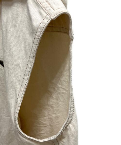 PRADA（プラダ）PRADA (プラダ) S222 デニムベスト アイボリー サイズ:SIZE Sの古着・服飾アイテム