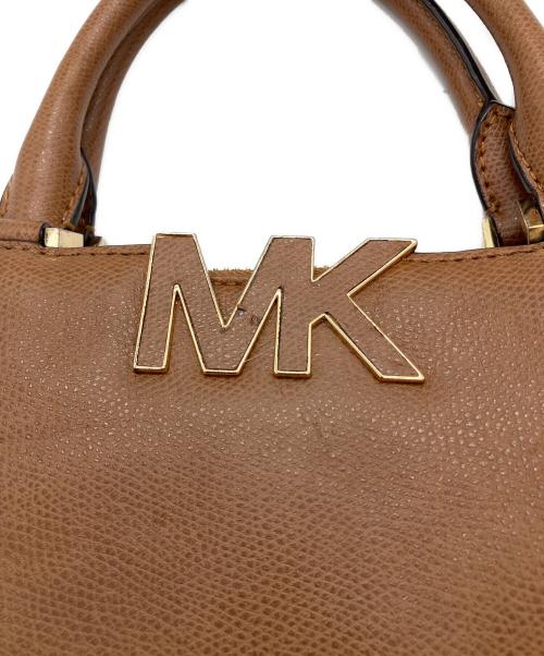 MICHAEL KORS（マイケルコース）MICHAEL KORS (マイケルコース) ショルダーバッグ ブラウンの古着・服飾アイテム