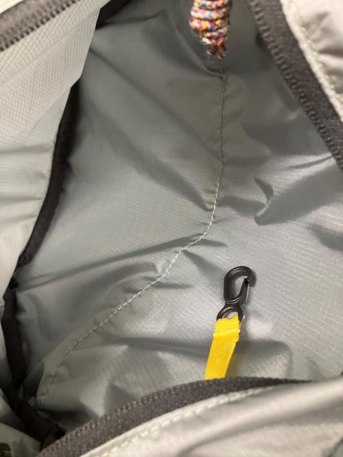 MOUNTAIN HARD WEAR（マウンテンハードウェア）MOUNTAIN HARD WEAR (マウンテンハードウェア) PCT 55 バックパック グリーンの古着・服飾アイテム