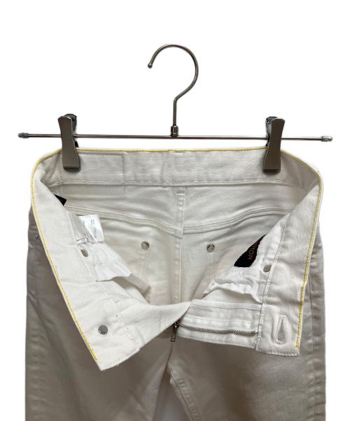 LOUIS VUITTON（ルイ ヴィトン）LOUIS VUITTON (ルイ ヴィトン) スリムストレッチデニムパンツ ホワイト サイズ:SIZE 66cm（W26）の古着・服飾アイテム