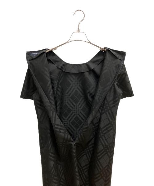 BURBERRY LONDON（バーバリーロンドン）BURBERRY LONDON (バーバリーロンドン) 半袖ワンピース ブラック サイズ:SIZE 13の古着・服飾アイテム