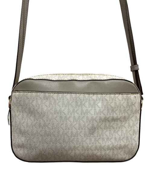 MICHAEL KORS（マイケルコース）MICHAEL KORS (マイケルコース) JET SET ITEM LG EW ZP CHAIN XBODY　ショルダーバッグ ホワイトの古着・服飾アイテム