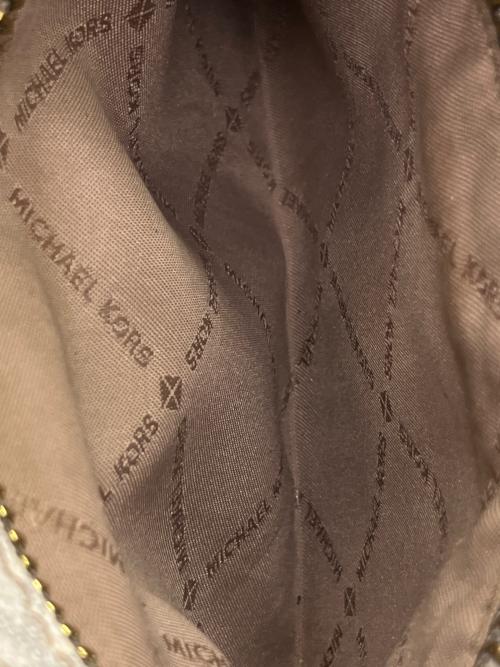 MICHAEL KORS（マイケルコース）MICHAEL KORS (マイケルコース) JET SET ITEM LG EW ZP CHAIN XBODY　ショルダーバッグ ホワイトの古着・服飾アイテム