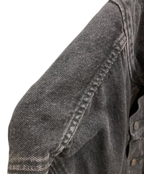 LEVI'S（リーバイス）LEVI'S (リーバイス) TYPEⅢ リラックスフィットトラッカージャケット デニムジャケット ブラック サイズ:SIZE Sの古着・服飾アイテム