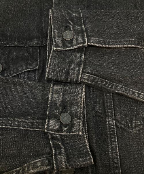 LEVI'S（リーバイス）LEVI'S (リーバイス) TYPEⅢ リラックスフィットトラッカージャケット デニムジャケット ブラック サイズ:SIZE Sの古着・服飾アイテム