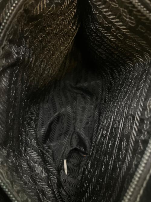 PRADA（プラダ）PRADA (プラダ) チェーンショルダーバッグ ブラックの古着・服飾アイテム