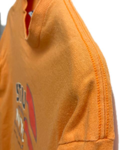 stussy（ステューシー）stussy (ステューシー) 半袖Tシャツ オレンジ サイズ:SIZE Mの古着・服飾アイテム