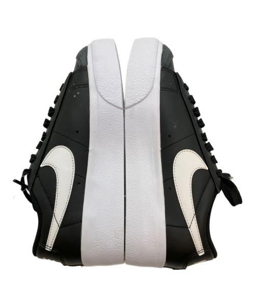 NIKE（ナイキ）NIKE (ナイキ) W Blazer Low Platform ローカットスニーカー ブラック×ホワイト サイズ:SIZE 22.5cmの古着・服飾アイテム