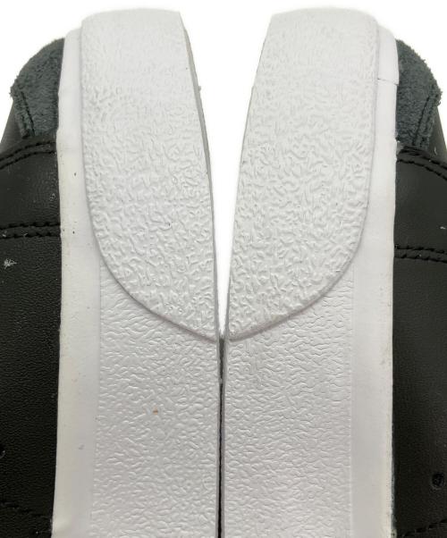 NIKE（ナイキ）NIKE (ナイキ) W Blazer Low Platform ローカットスニーカー ブラック×ホワイト サイズ:SIZE 22.5cmの古着・服飾アイテム
