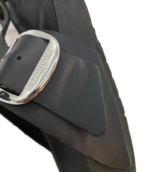 BIRKENSTOCK（ビルケンシュトック）BIRKENSTOCK (ビルケンシュトック) UNITED ARROWS (ユナイテッドアローズ) Gizeh ビックバックル サンダル ブラック サイズ:SIZE 26.5cmの古着・服飾アイテム