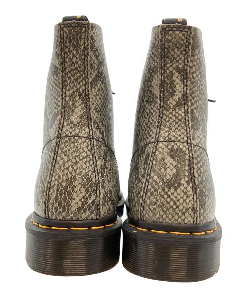 Dr.Martens（ドクターマーチン）Dr.Martens (ドクターマーチン) 8ホールブーツ グレー サイズ:SIZE EU43/UK9の古着・服飾アイテム